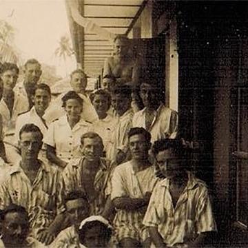 sister wallace qarnns with her staff and naval patients colombo